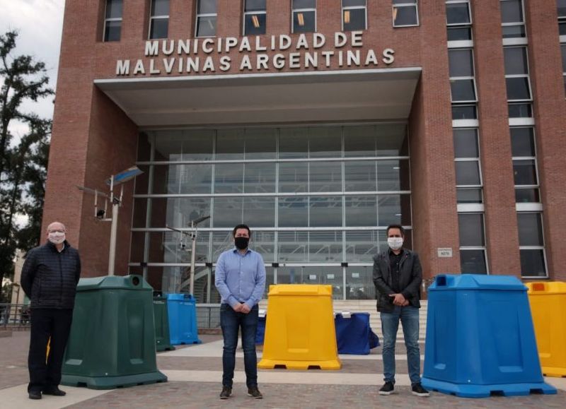 Cabandié y Nardini firmaron un acuerdo de luminaria LED