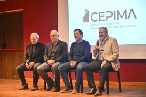 Leo Nardini celebró la Primera Cumbre Industrial Regional en el Municipio