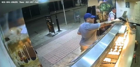 VIDEO | Así fue el robo en un local gastronómico en Malvinas Argentinas