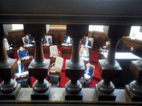 Concejo: "Mafias", repudio a los dichos del "polichorro" y reclamos por la muerte de Emilia