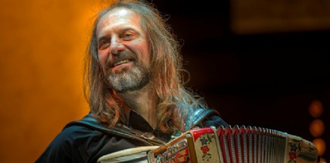 VIDEO | Chango Spasiuk se presenta este domingo en la Peña en el Patio de Casa Cultura y Arte