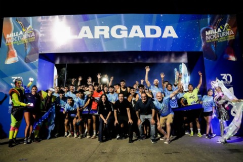 VIDEO | Más de ocho mil personas participaron de la 3ra Milla Nocturna del Municipio