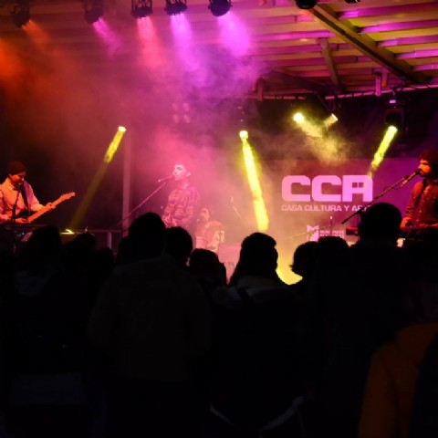 Poesía y música en vivo en la Casa Cultura y Arte de Malvinas Argentinas