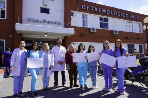 Cinco nuevas oftalmologas se gradúan en el hospital escuela municipal Juan D. Perón