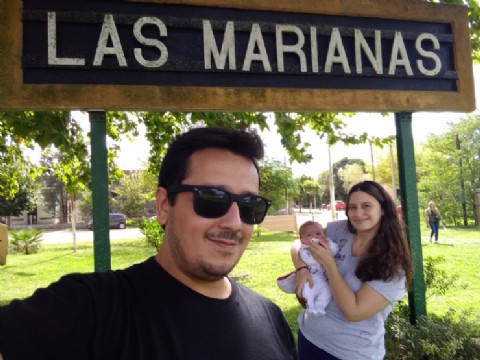 Noelia y Juan Pablo, la familia de San Miguel que rescata la memoria de los pueblos bonaerenses a través de Instagram