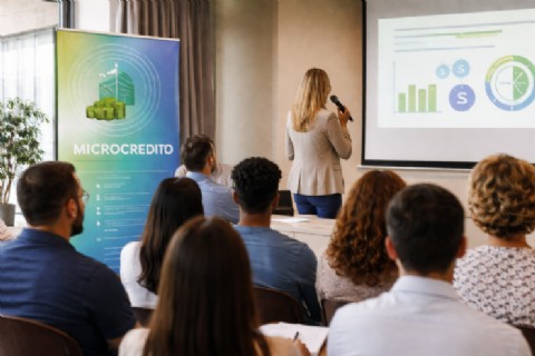 Lanzan taller de microcréditos para fortalecer emprendimientos locales