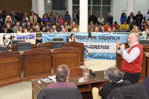 Emotivo homenaje al histórico dirigente sindical Raimundo Ongaro