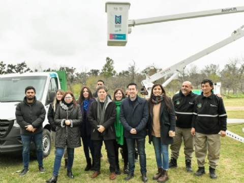 Nardini recibió cuatro nuevos móviles para profundizar la gestión ambiental en el municipio