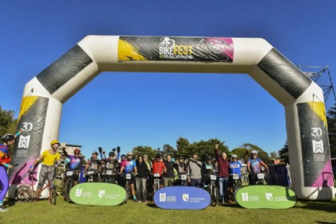 Más de 500 ciclistas participaron de la 5ta edición de Bike Fest