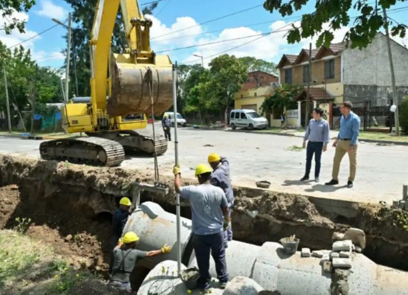 Nardini visitó la gran obra hidráulica que se está realizando en la ciudad de Tierras Altas