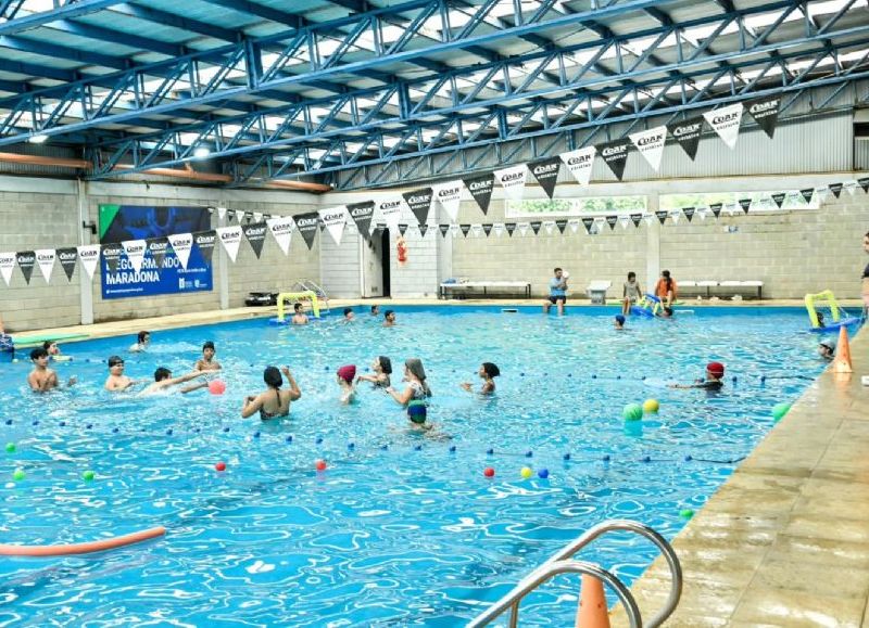 Colonia de Verano a pleno en el Polideportivo Diego Armando Maradona de Pablo Nogués