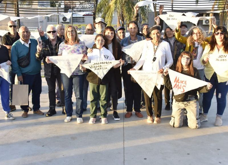 El municipio recordó a los desaparecidos y detenidos durante la dictadura
