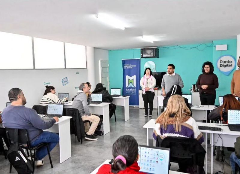 Comenzaron los encuentros de Comunicatech en el Punto Digital de Grand Bourg