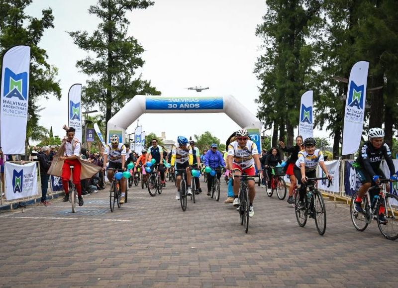 Homenaje a Eduardo Trillini y partida de la travesía “Un Viaje Soñado”